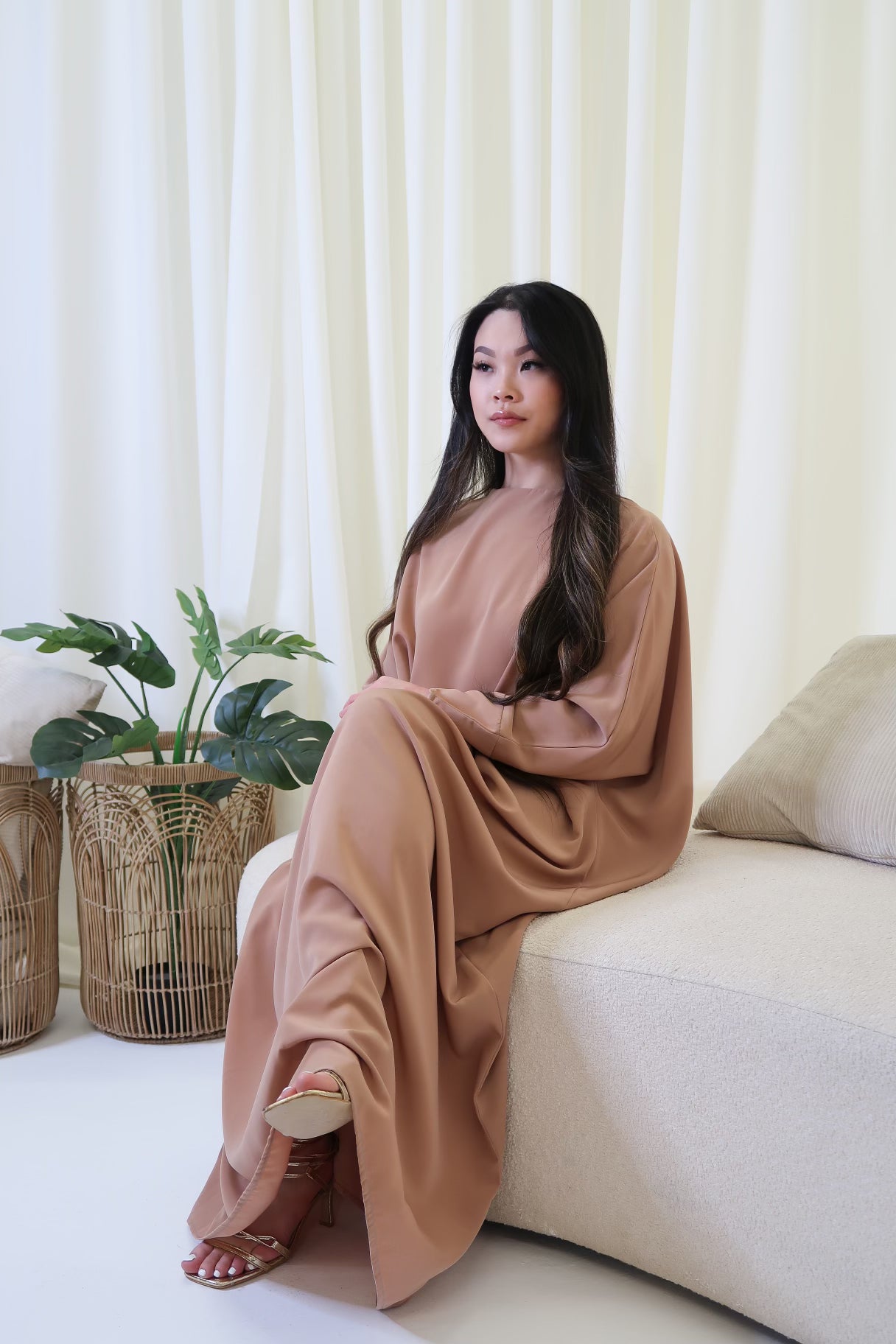 Nude Abaya